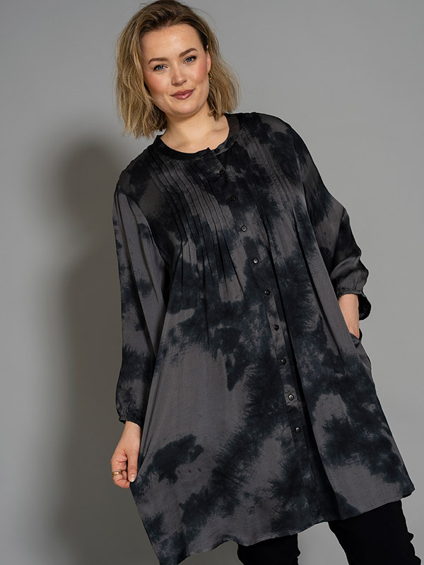 GJOHANNE - Plus Size Tunika fra Gozzip
