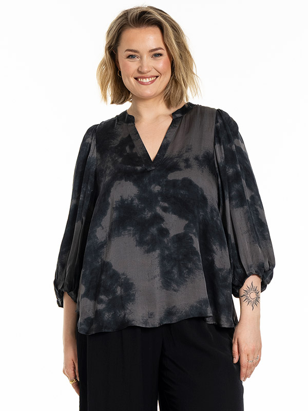 GKAMILLE - Plus Size Bluse fra Gozzip