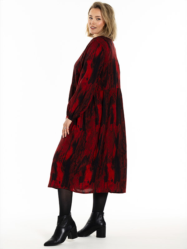 GLEA - Plus Size Kjole fra Gozzip