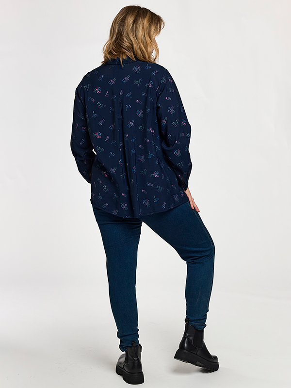 GKARINA - Plus Size Skjorte fra Gozzip