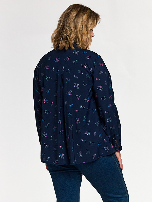 GKARINA - Plus Size Skjorte fra Gozzip