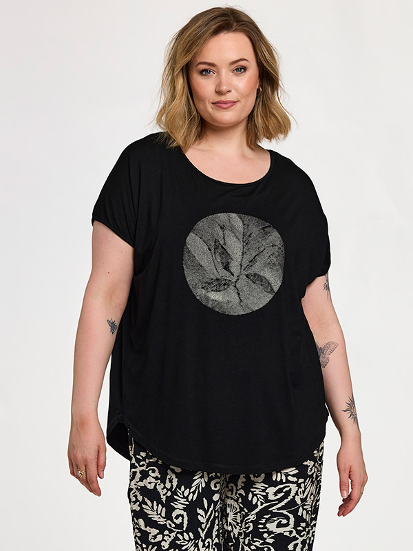 GGITTE - Plus Size T-shirt fra Gozzip