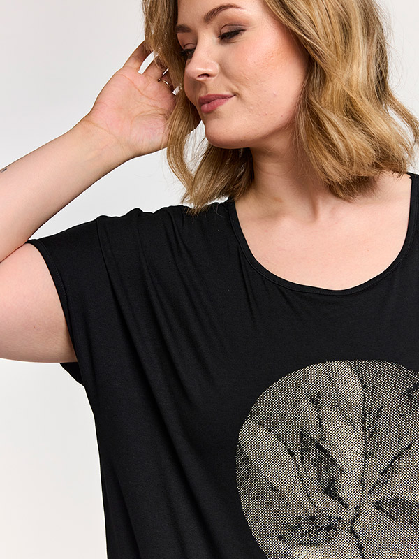 GGITTE - Plus Size T-shirt fra Gozzip