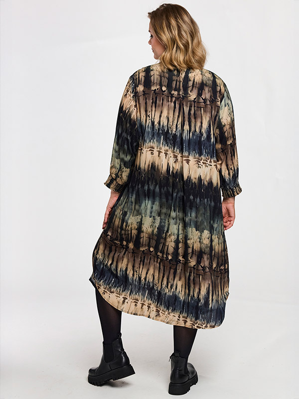 GVALDIS - Plus Size Kjole fra Gozzip