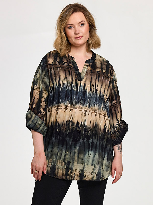 GBILLIE - Plus Size Bluse fra Gozzip
