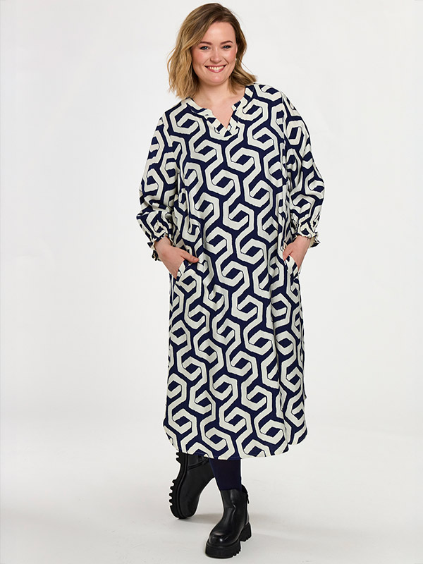 GVALDIS - Plus Size Kjole fra Gozzip