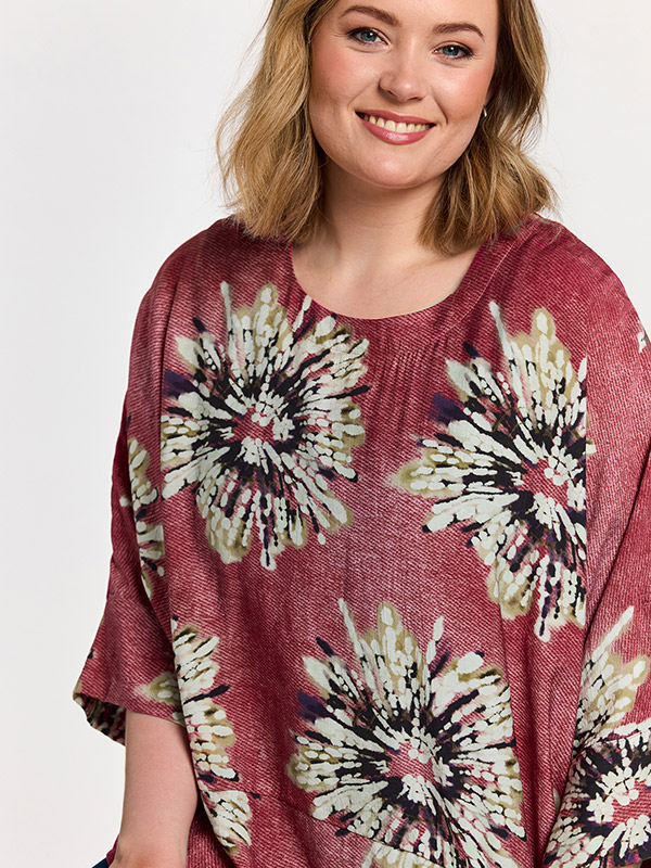 GELISSA - Plus Size Bluse fra Gozzip