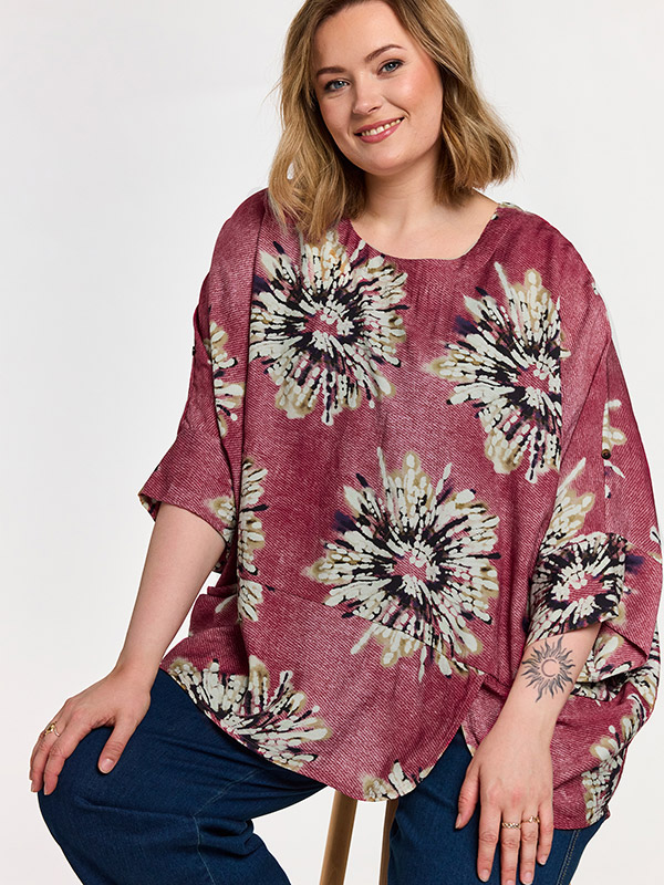 GELISSA - Plus Size Bluse fra Gozzip