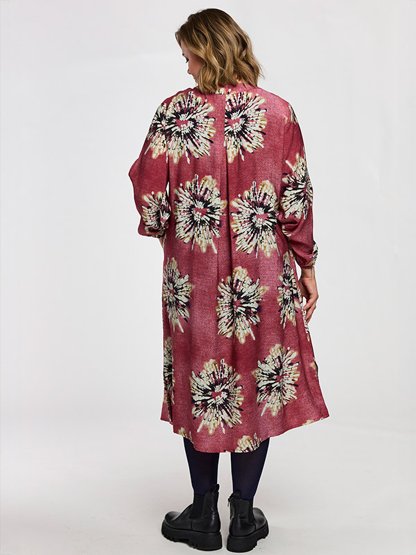 GMALENE - Plus Size Kjole fra Gozzip