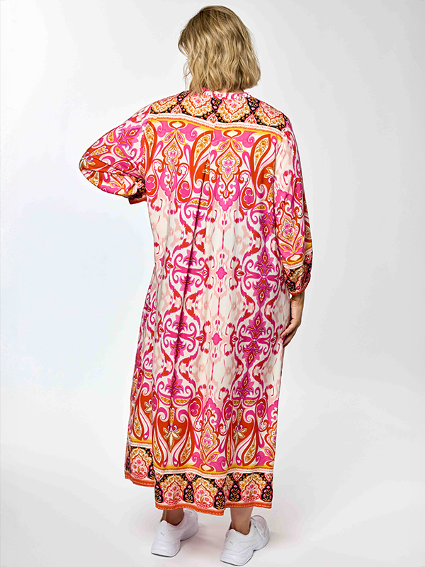 GEMINE - Plus Size Kjole fra Gozzip