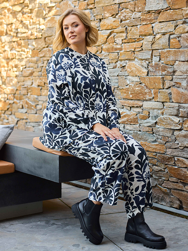 GAGNES - Plus Size Bluse fra Gozzip