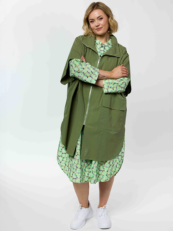 GTHIT - Plus Size Jakke fra Gozzip