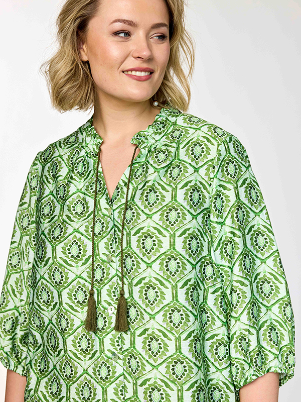 GTRINE - Plus Size Bluse fra Gozzip