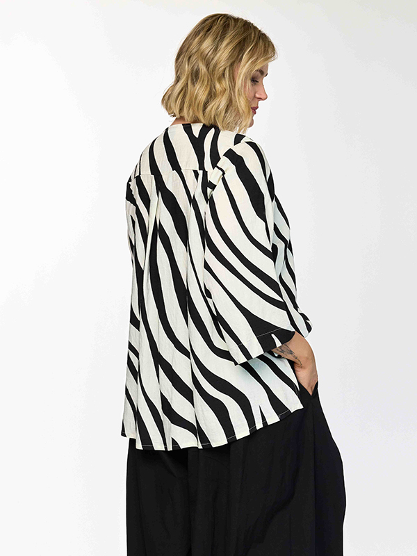 GJUDY - Plus Size Bluse fra Gozzip