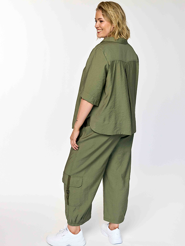 GYRSA - Plus Size Bluse fra Gozzip