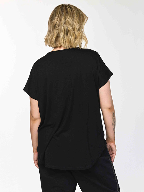 GGITTE - Plus Size T-shirt fra Gozzip