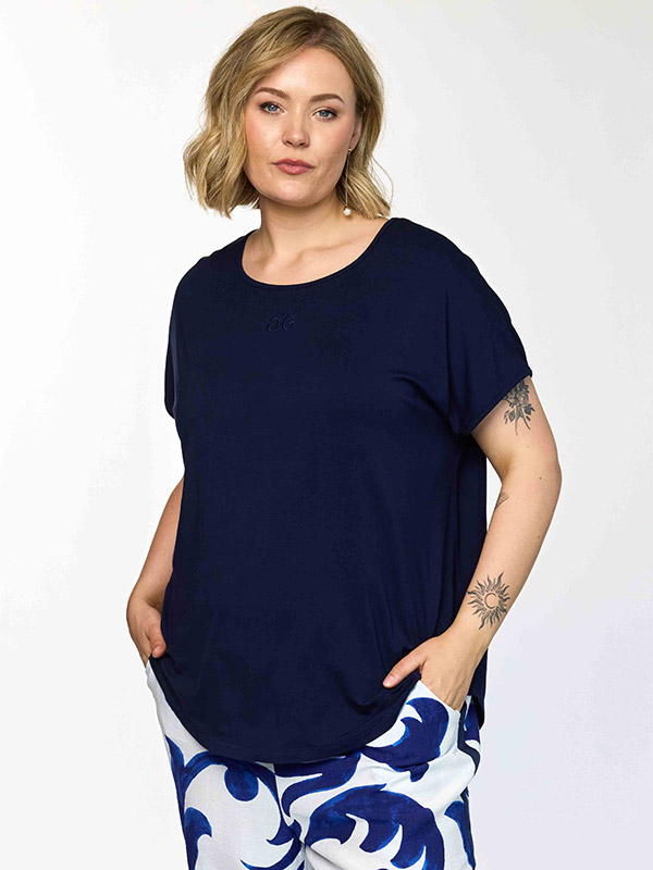 GGITTE - Plus Size T-shirt fra Gozzip