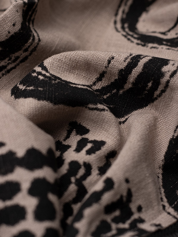 GNYNNE - Plus Size Bluse fra Gozzip Black