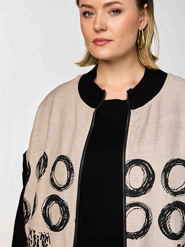 GNYNNE - Plus Size Bluse fra Gozzip Black