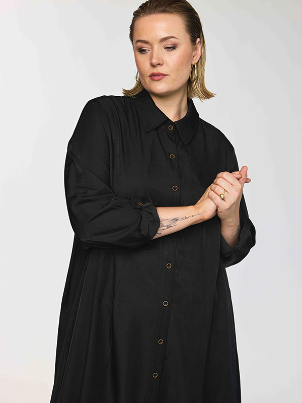 GSABINE - Plus Size Tunika fra Gozzip Black