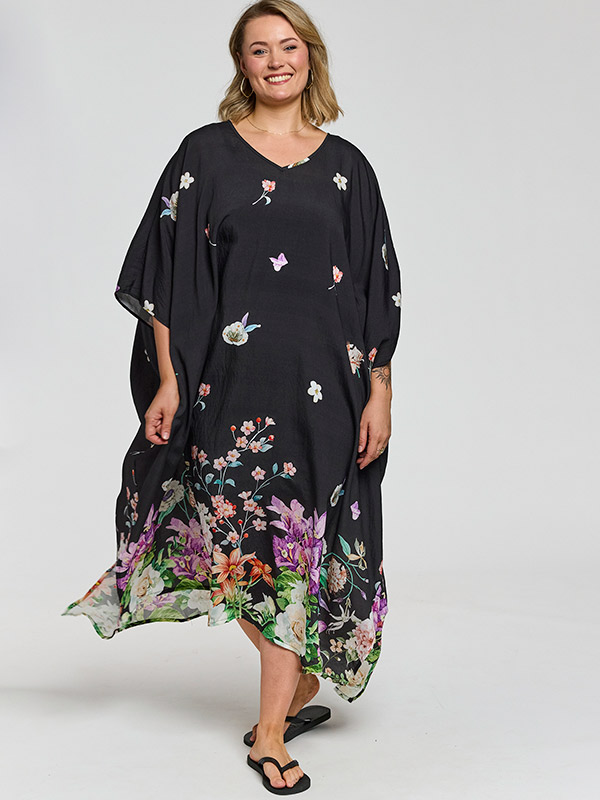 GLIA - Plus Size Kjole fra Gozzip