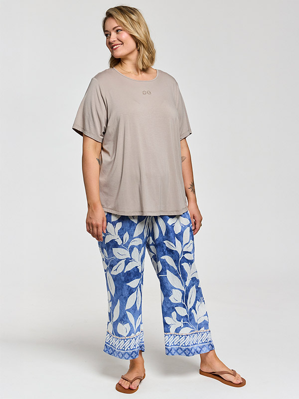 GBIRKA - Plus Size T-skjorte fra Gozzip