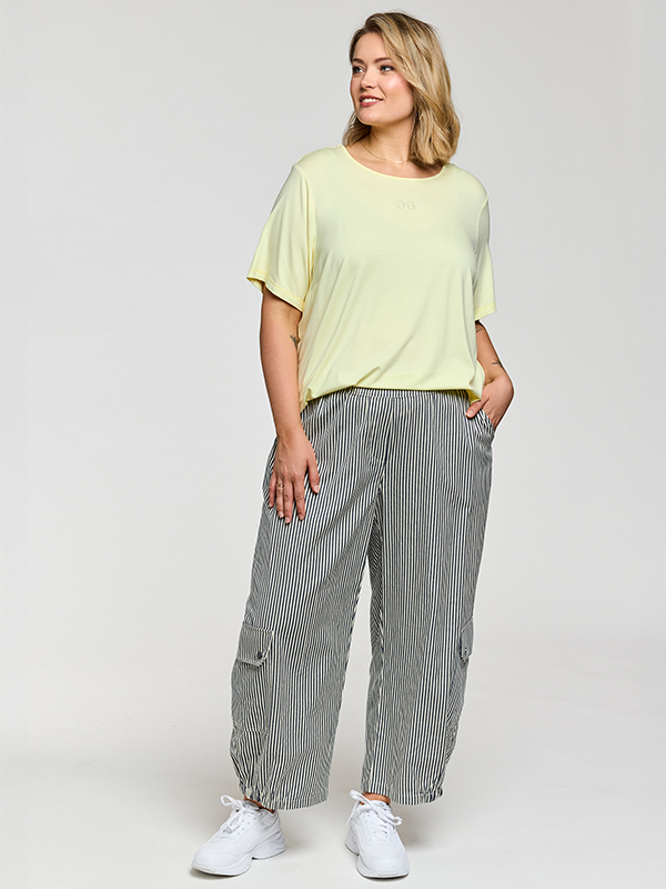 GBIRKA - Plus Size T-skjorte fra Gozzip