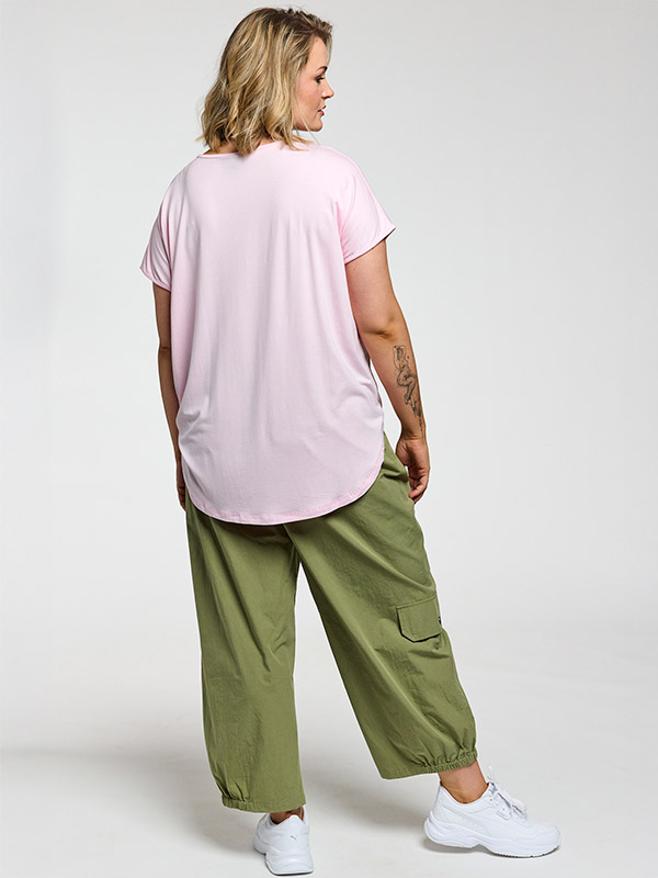 GGITTE - Plus Size T-skjorte fra Gozzip