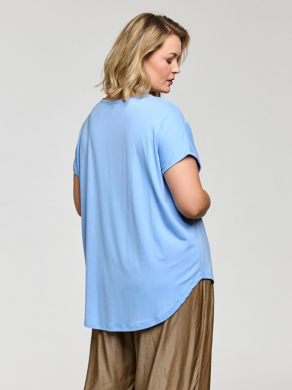 GGITTE - Plus Size T-skjorte fra Gozzip