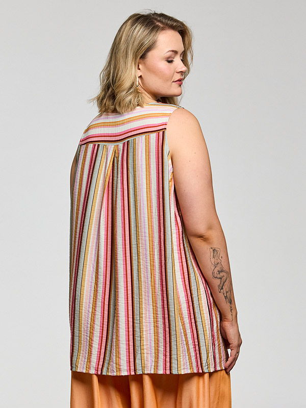 GBEATA - Plus Size Topp fra Gozzip