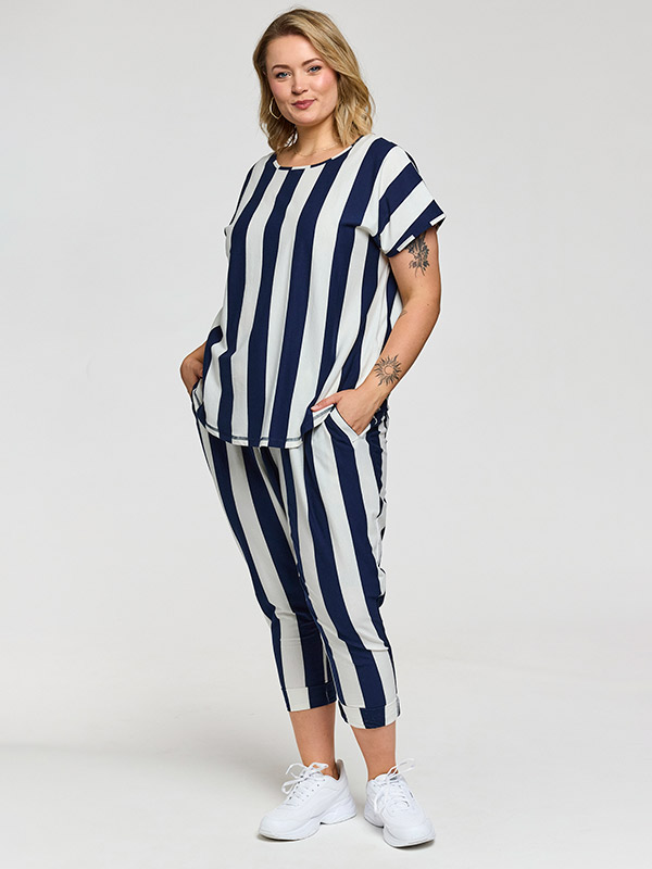 GGITTE - Plus Size T-skjorte fra Gozzip