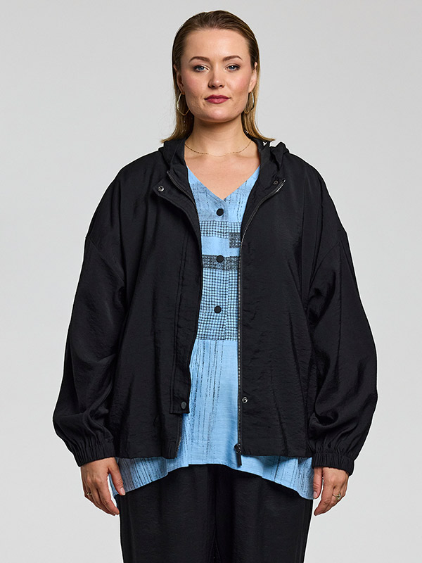 GHEIDI - Plus Size Jakke fra Gozzip Black