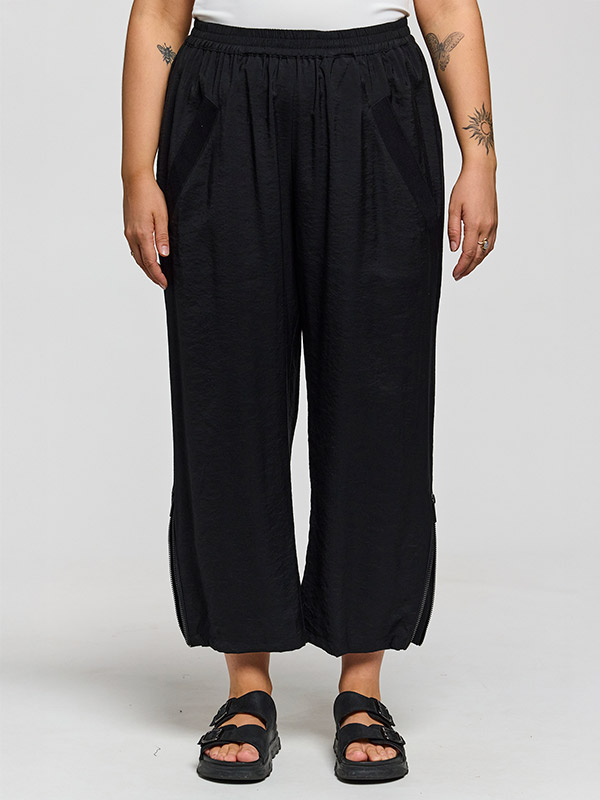 GHAILEY - Plus Size Bukser fra Gozzip Black