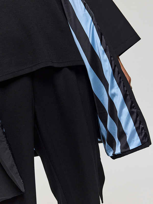 GFREYA - Plus Size Jakke fra Gozzip Black