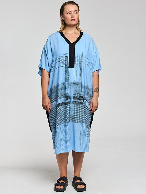 GFERN - Plus Size Kjole fra Gozzip Black