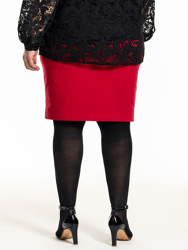 CLARE - Plus Size Skjørt fra Gozzip