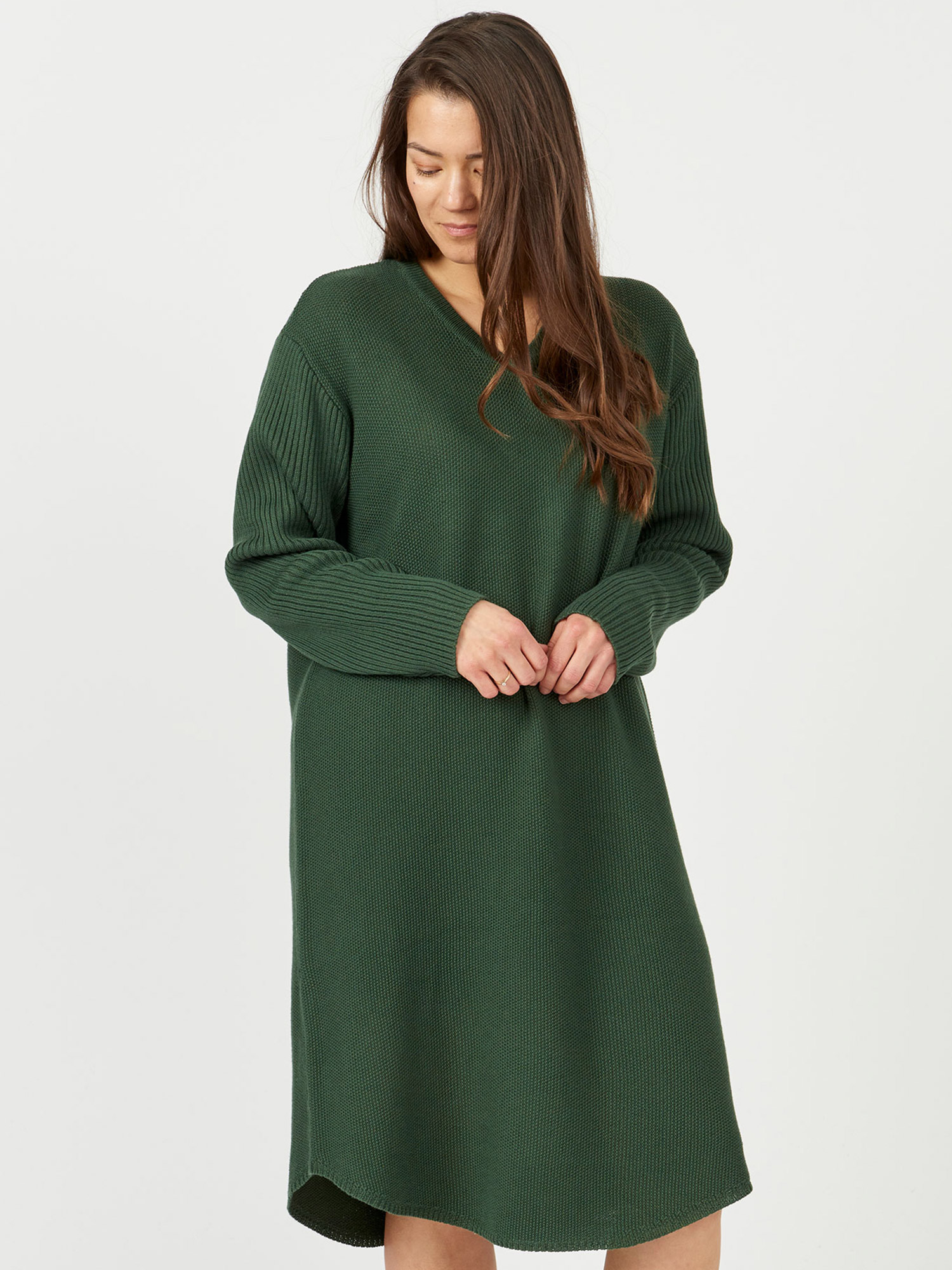 Glendale - mørkegrønn strikket kjole fra Aprico