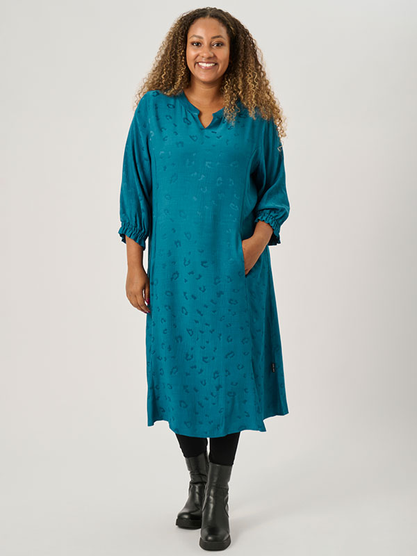AULINE - Plus Size Kjole fra Pont Neuf