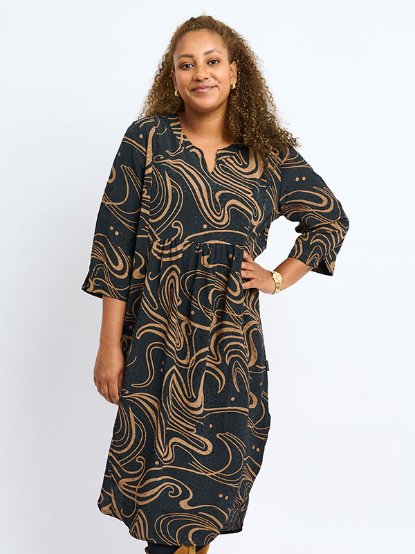 CARINE - Plus Size Kjole fra Pont Neuf
