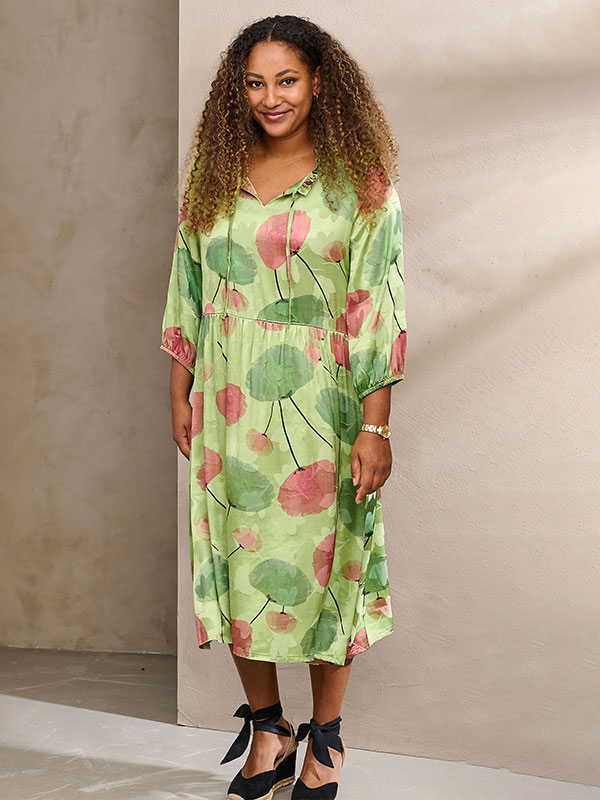 ADUMA - Plus Size Kjole fra Pont Neuf