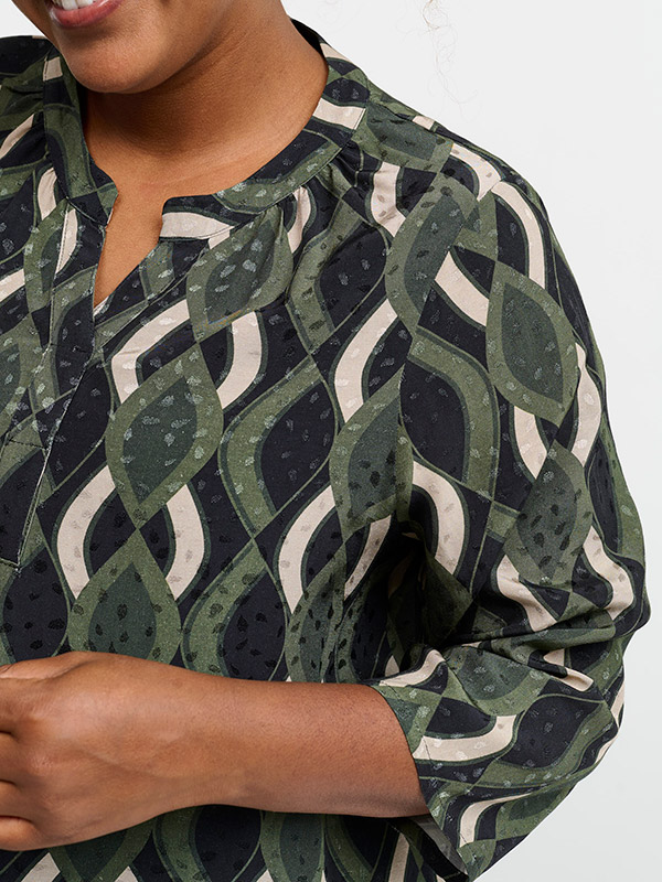 FRANCY TEA - Plus Size Bluse fra Pont Neuf