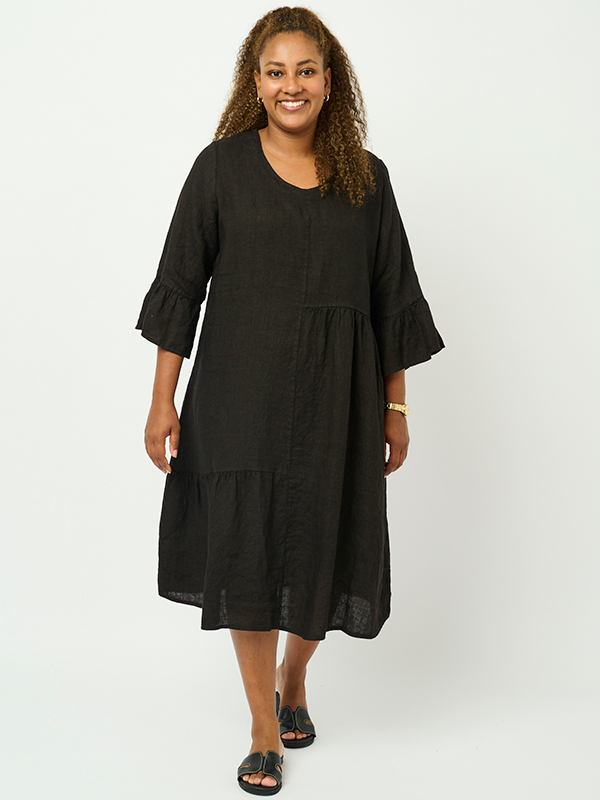 LAETITIA - Plus Size Kjole fra Pont Neuf