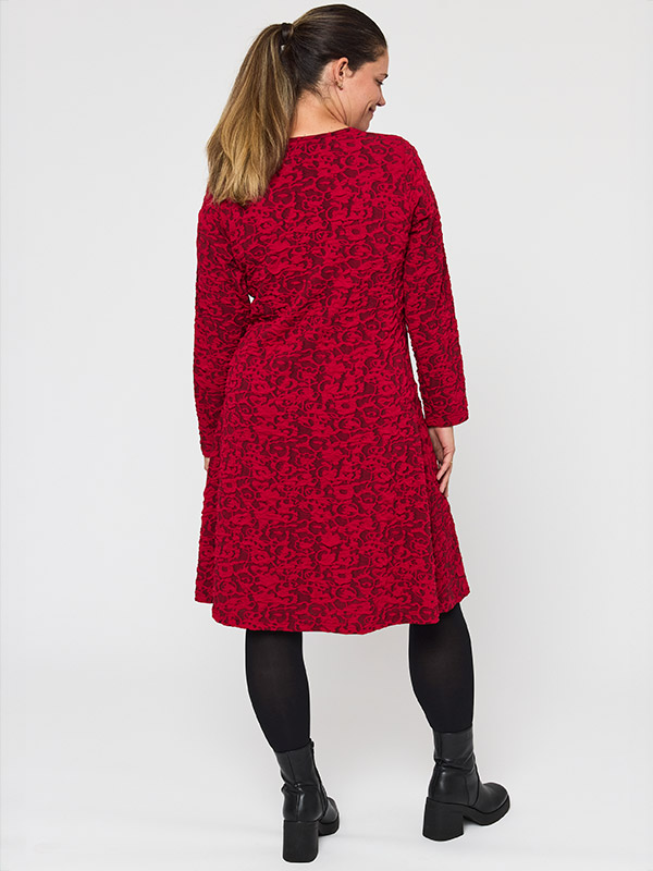 MAICA MIE - Plus Size Kjole fra Pont Neuf