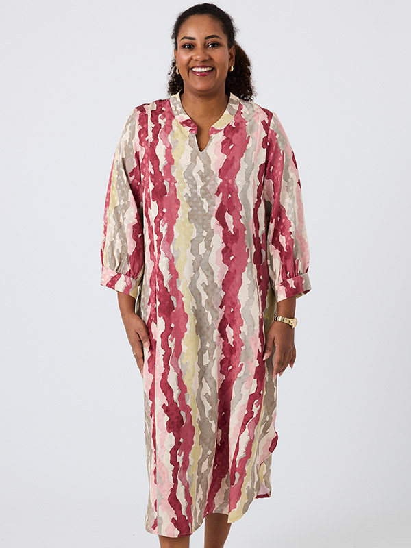 SAMMY - Plus Size Kjole fra Pont Neuf