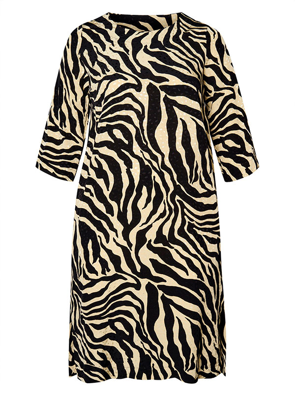 SARONA - Plus Size Kjole fra Pont Neuf