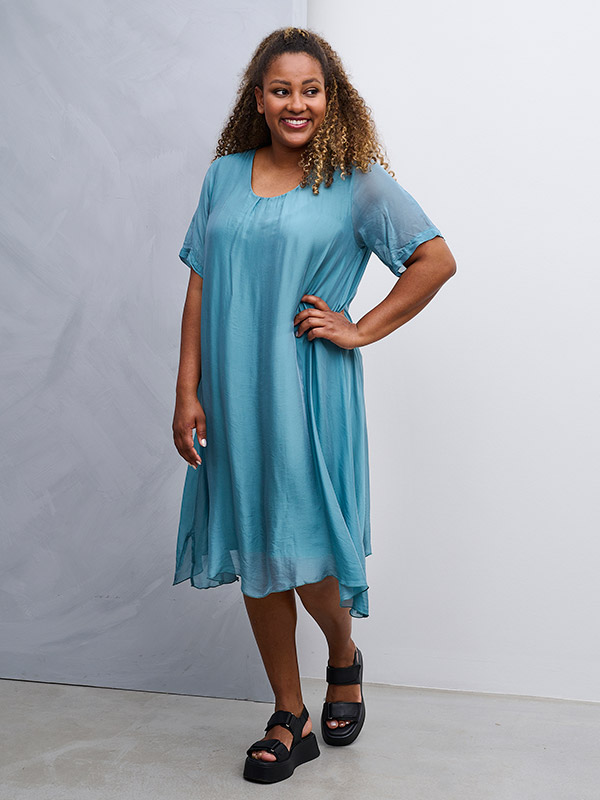 SASA - Plus Size Kjole fra Pont Neuf