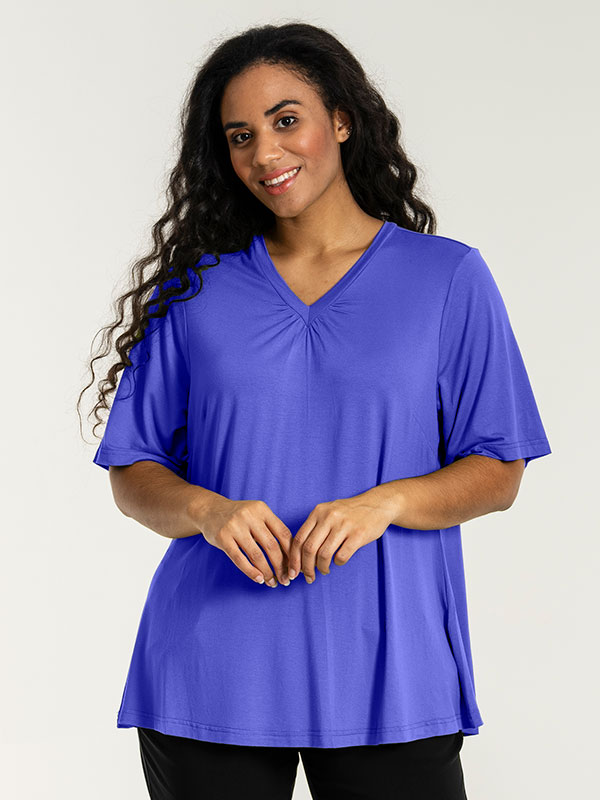 LYKKE - Plus Size T-shirt fra Studio