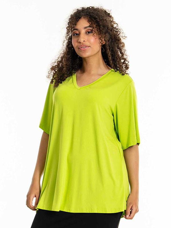 LYKKE - Plus Size T-shirt fra Studio