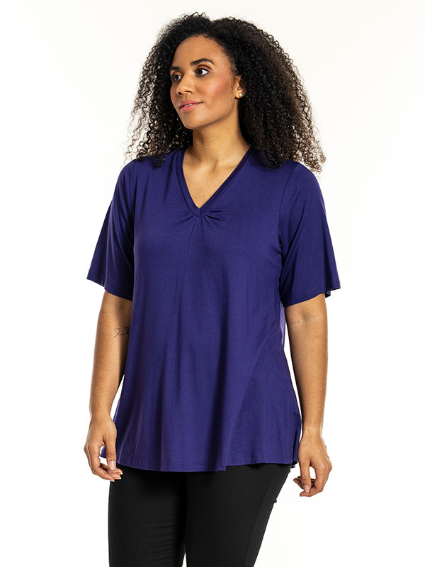 LYKKE - Plus Size T-shirt fra Studio