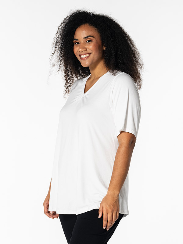 LYKKE - Plus Size T-shirt fra Studio